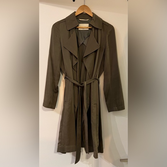 Babaton trench coat, olive green - Picture 1 of 7